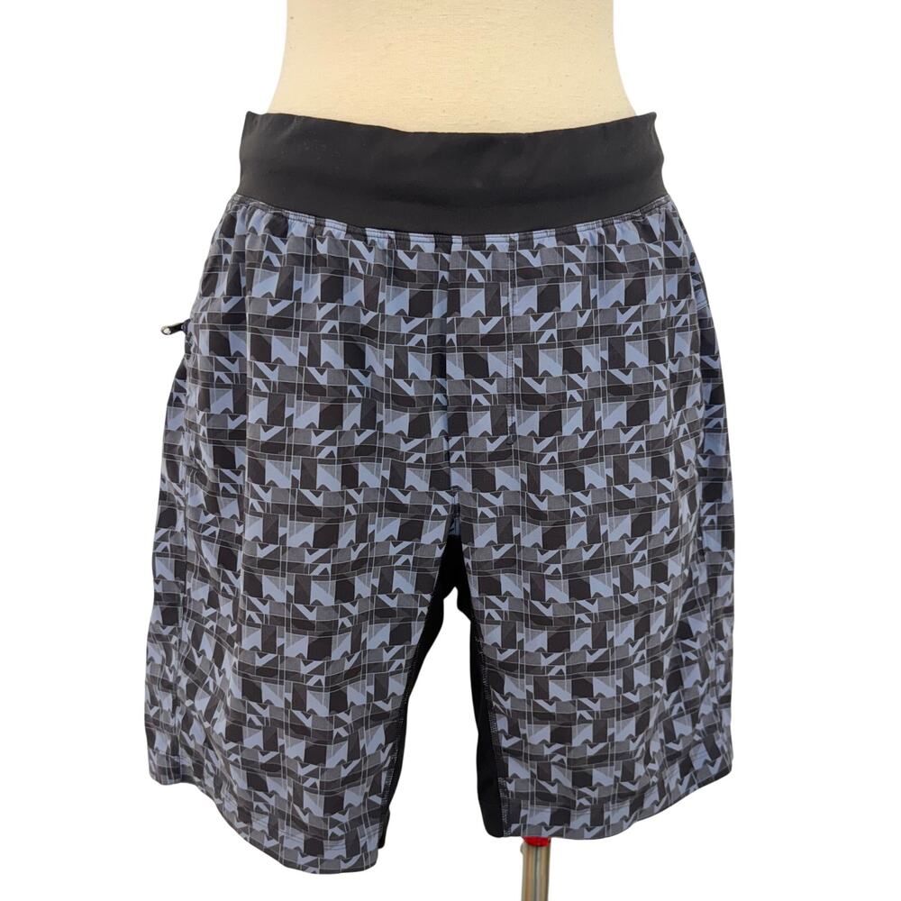 Lululemon T.H.E. 9" Lined Short Geometric Blue/Black Multi Men's M